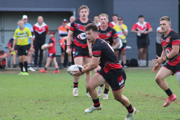 Dogs’ day out: Collegians score comprehensive win over Sutherland-Loftus to remain unbeaten