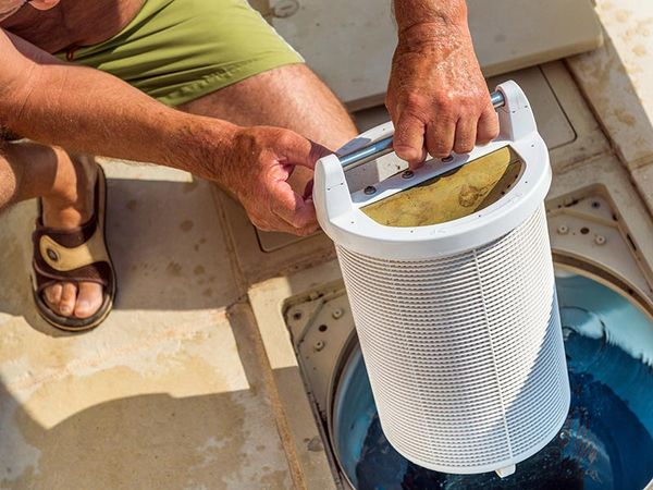 Pool Filter Maintenance