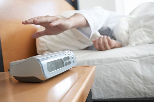 Fact or Myth:  Hitting Snooze Provides a Few Extra Minutes of Meaningful Sleep