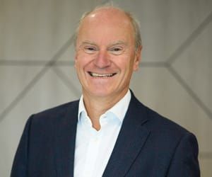 Chief Executive of Bristol Airport to step down