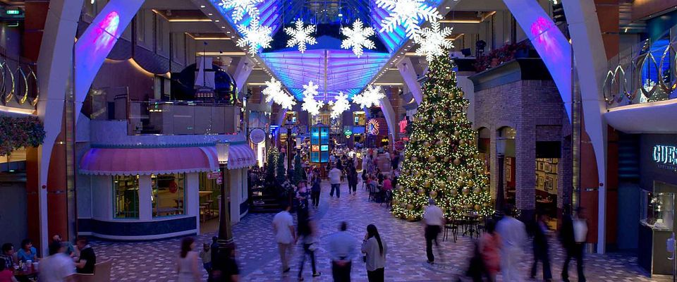 'Tis the Season for Unforgettable Adventures with Royal Caribbean