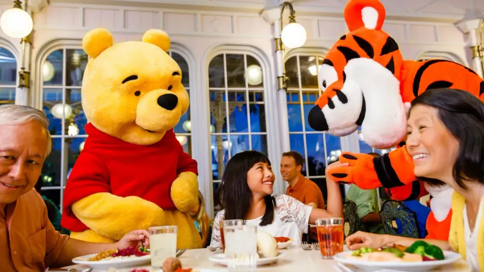 The Top 3 Character Dining Experiences at Walt Disney World You Don’t Want to Miss