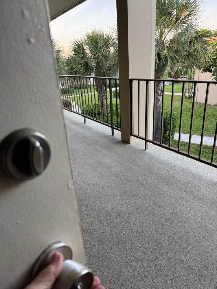 Stablecoins and Your Grandma.