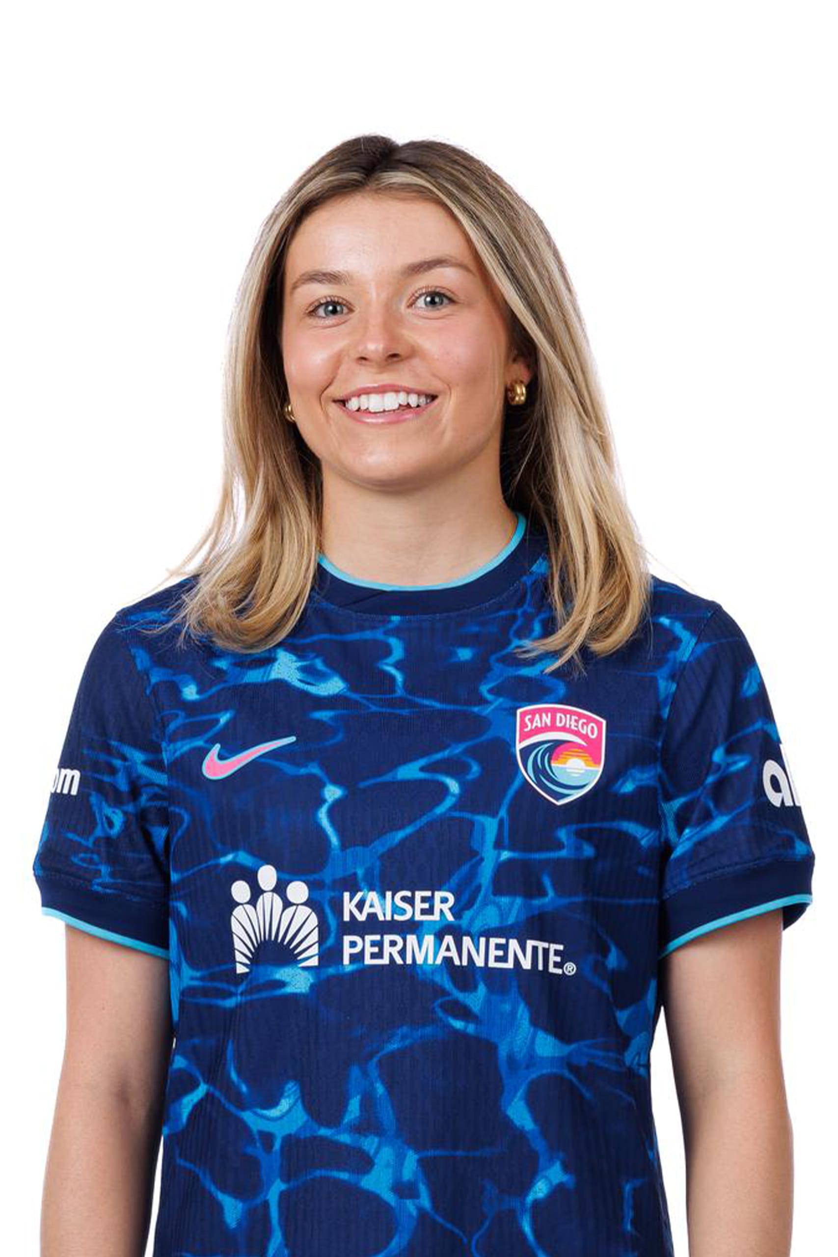 Laila Harbert signs for San Diego Wave