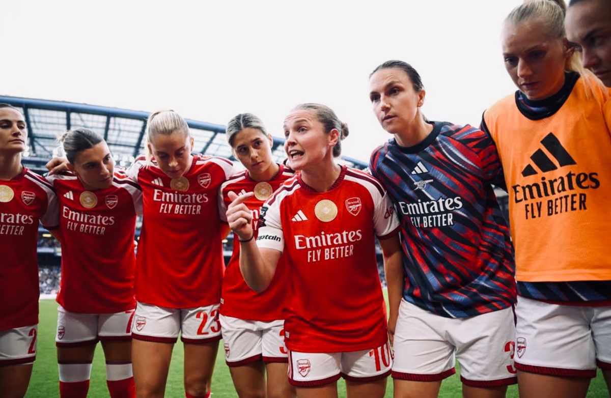 Arsenal Captain Kim Little reads the riot act after their 1-0 loss to Chelsea at Stamford Bridge