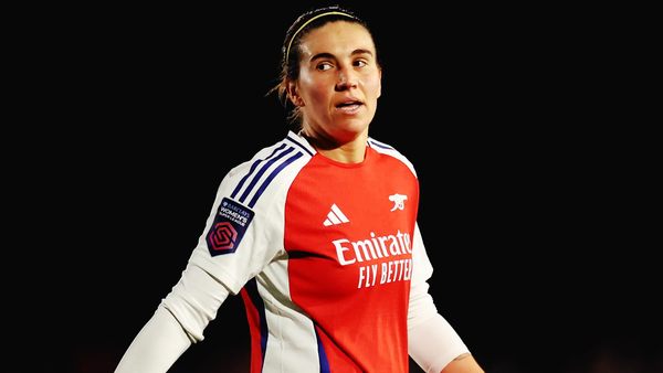 Mariona Caldentey of Arsenal Women, wears the red and white home shirt of Arsenal during a WSL match
