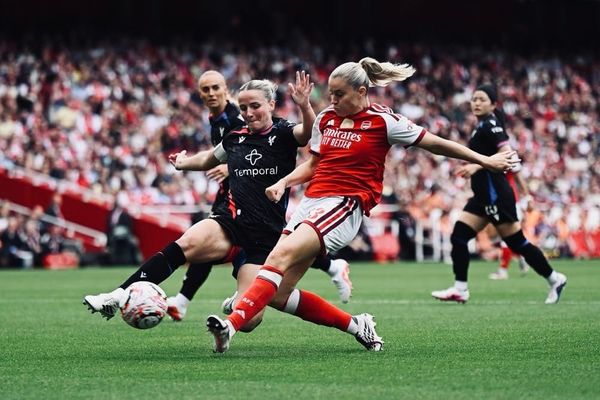 Alessia Russo leads the Arsenal attack against Crystal Palace at the Emirates Stadium 