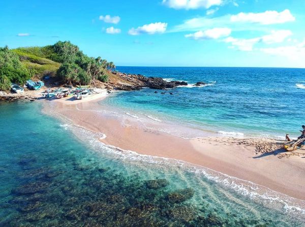 The Perfect 10-Day Sri Lanka Itinerary (For Culture, Wildlife & Beaches)