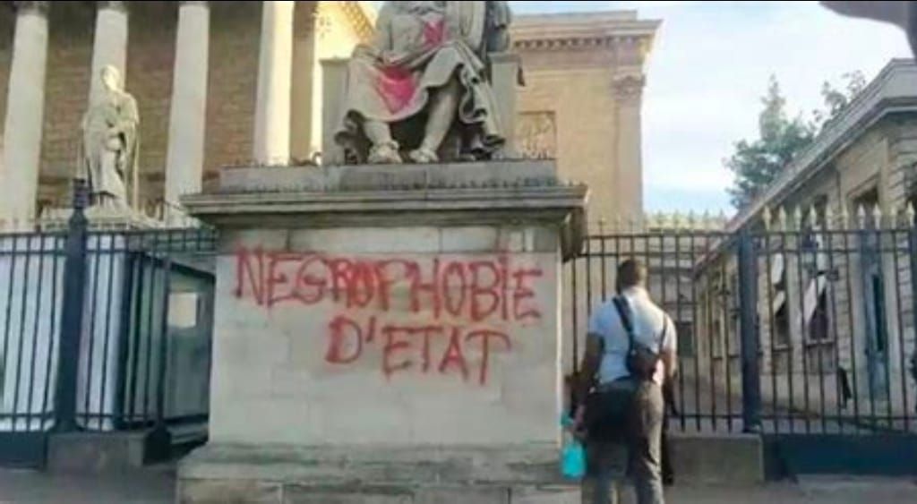 Colbert tagué, droit fragilisé: un précédent explosif