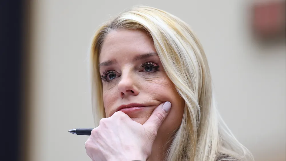 Trump Sacks Attorney General Pam Bondi Amid Frustrations Over Epstein Files and Prosecutorial Strategy