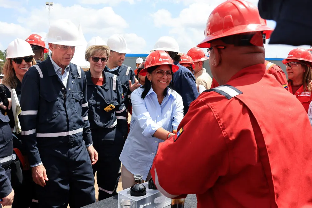 Venezuela’s Lights May Finally Come Back On — GE & Siemens Negotiating With Rodríguez Regime