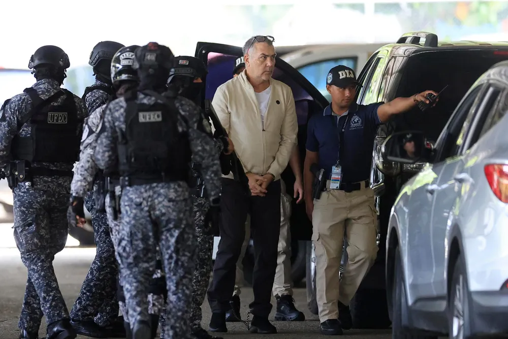 Suspect in 1994 Panama Plane Bombing Extradited From Venezuela After 30 Years
