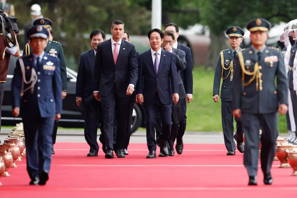 Paraguay & Taiwan Partner in Development of World’s Largest AI Data Centers