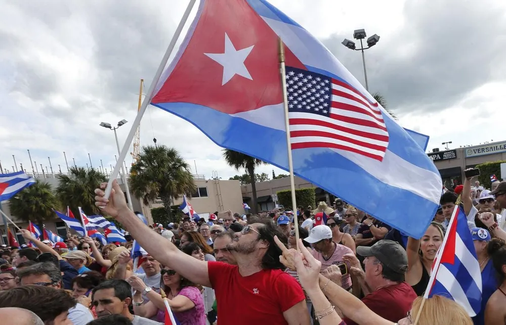 Sociedad Media Now: Miami-Dade Heads Charge to Ship Relief to Venezuela as City Tax Collector Strips Businesses of Cuba Ties