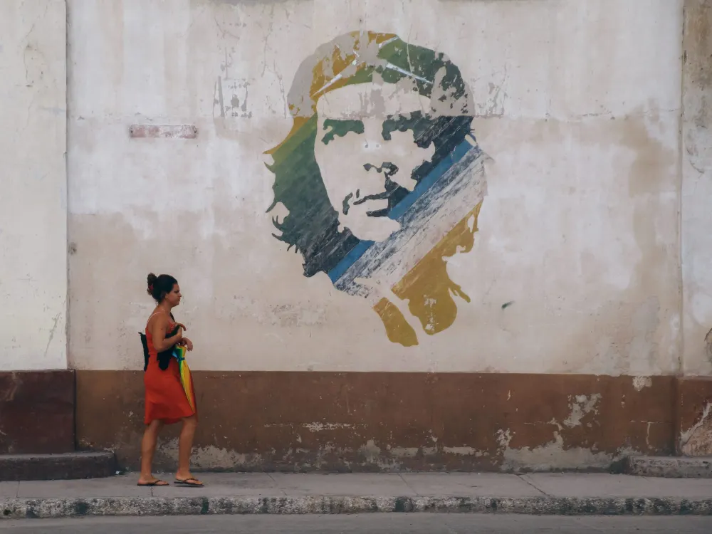 Socialism Finale: U.S. Invests In Venezuelan Telecom, Caracas Floods Again & Cuba’s Population In Freefall