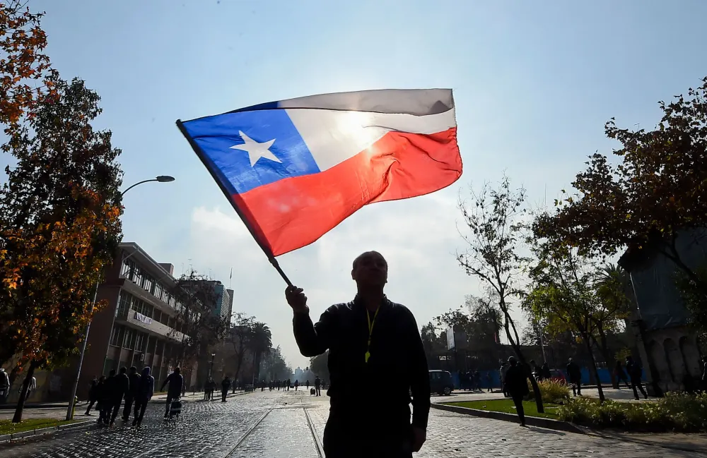 Venezuelans Are Leaving Chile’s Job Market as President Kast Inherits Labor Decline
