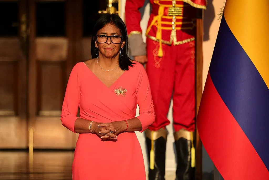 Ex-Magistrate Says Maduro Regime Coerced Machado Ban; Rodríguez Declares Start Of Christmas