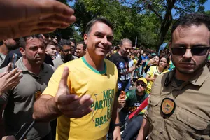 OFFICIAL: Flávio Bolsonaro BEATS Lula in First Round Vote, Run-Off Set For October 25