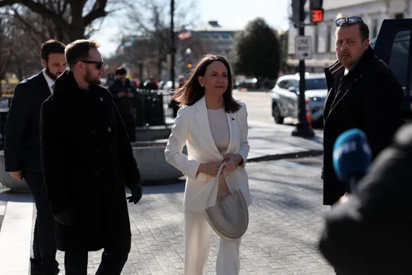 Venezuelan Opposition Leader Meets Trump at White House