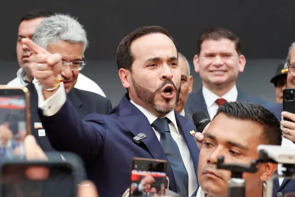 Colombia’s Election Is 20 Days Out — And The Right Is Still Not United