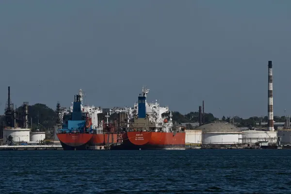 Washington Sanctions Cuba’s Oil Company — and Experts Warn It Will Hit Ordinary Cubans Hardest