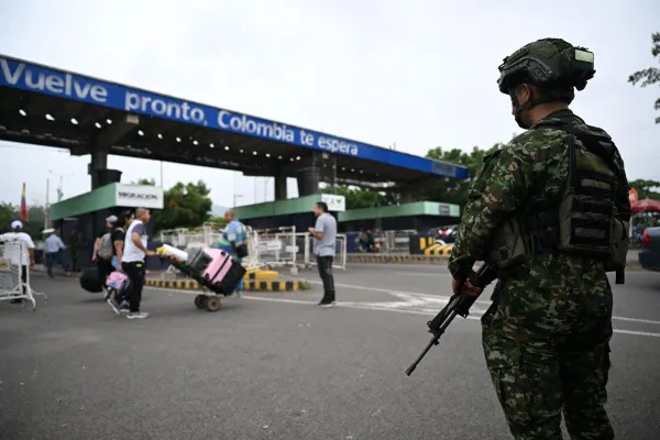 Sociedad Media Now: U.S. Prosecutors Prepare For Maduro Trial as FARC vs. ELN Rebels Resume Conflict