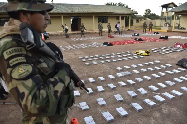 Sociedad Media Now: Bolivia Makes DEA Reversal, Timber Record Drug Bust, São Paulo Security Chief Downplays U.S. Military Action In Brazil