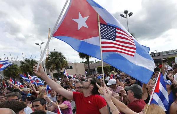 Sociedad Media Now: Miami-Dade Heads Charge to Ship Relief to Venezuela as City Tax Collector Strips Businesses of Cuba Ties
