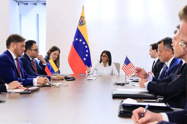 U.S. Treasury & State Officials Meet Directly With Delcy Rodríguez in Caracas