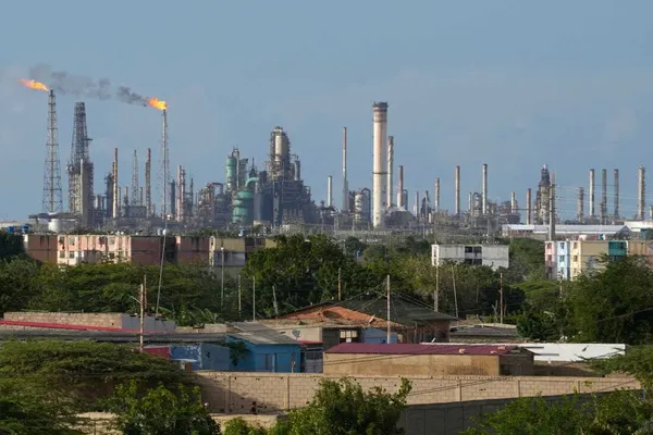 U.S.-Venezuela Oil Deal Likely Slow To Reduce U.S. Oil Prices