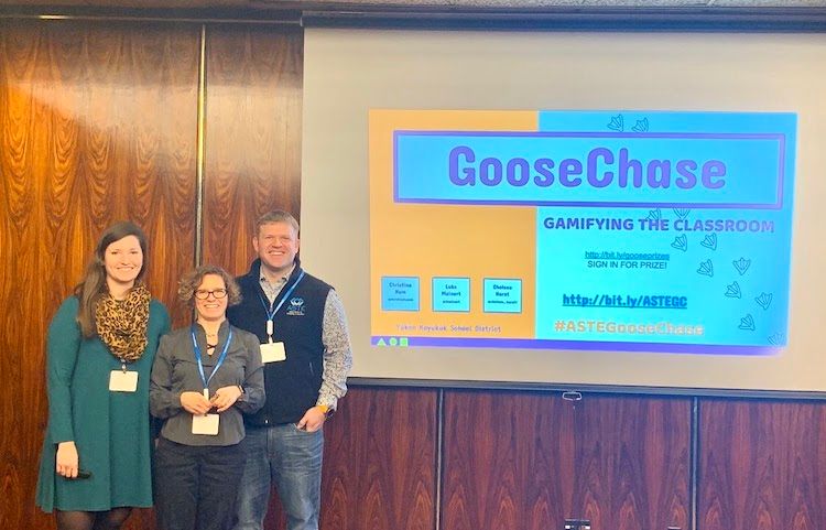 a group photo in a Goosechase presentation