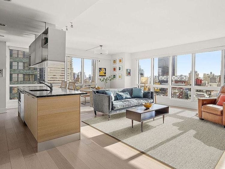 Manhattan Real Estate Q1 2026: Rising Prices, Low Inventory, and a Market in Motion