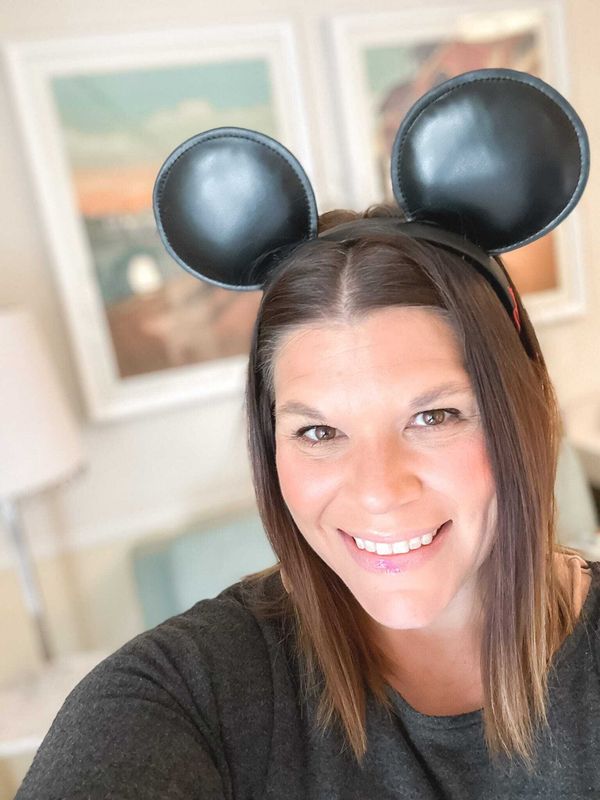 Feature Friday: Amanda Dixon, Dixon Destinations