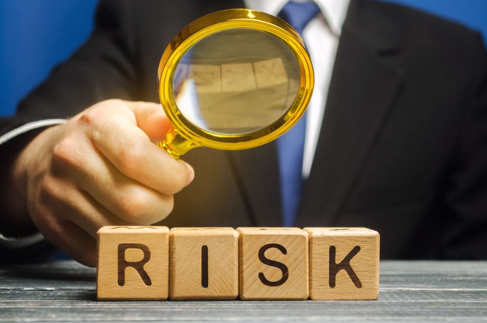 5 Red Flags Hidden in a Company's Balance Sheet