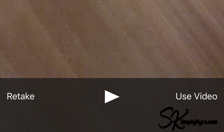 Image shows the bottom of the screen with the camera once you stop it. 