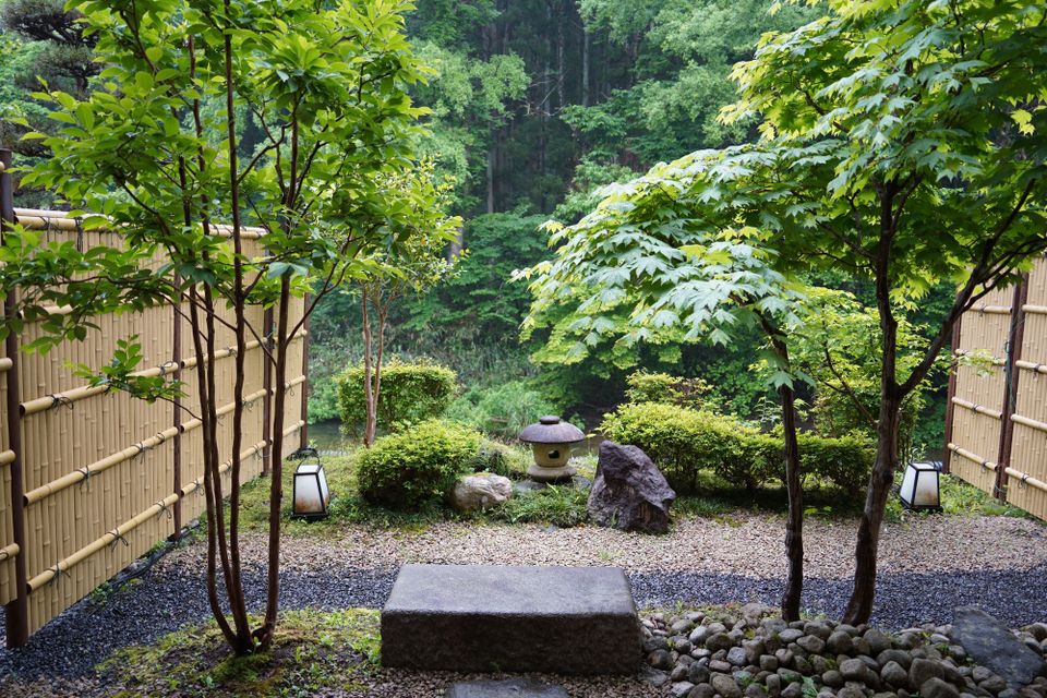 花卷溫泉旅館的幽靈