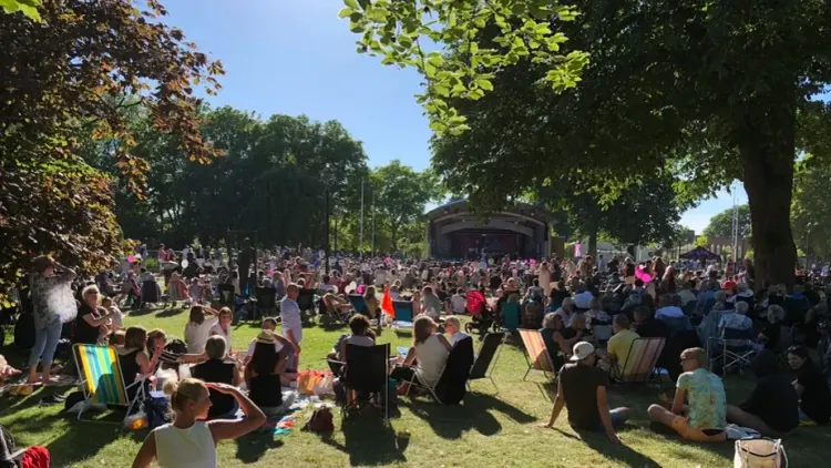Musikaliska Strandhugg 2026: hela programmet i Tivoliparken