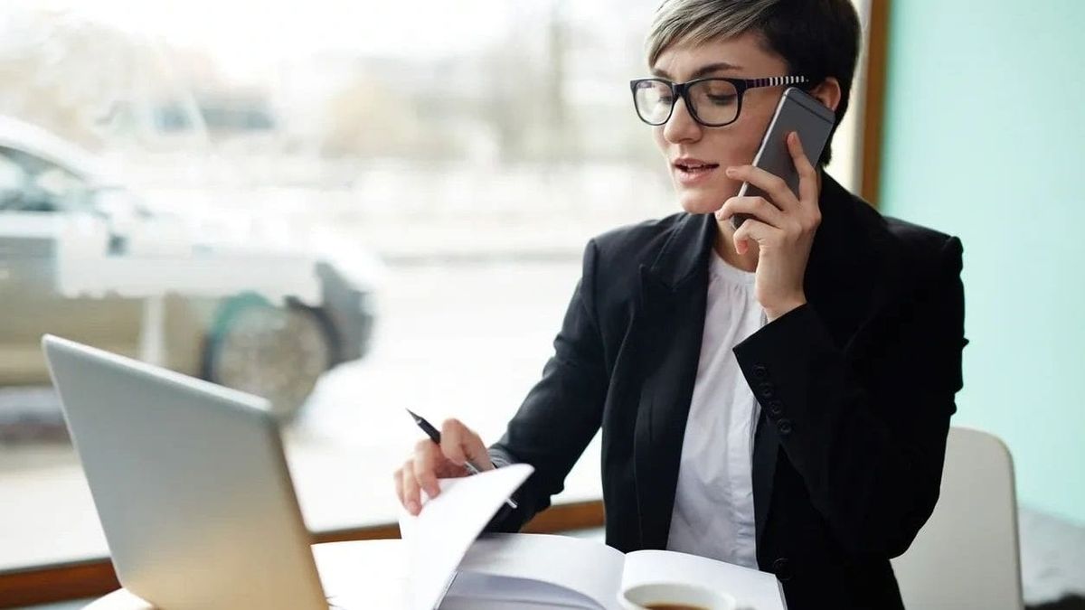 Skyrocketing your $10-$50m sale with Porter’s five forces
