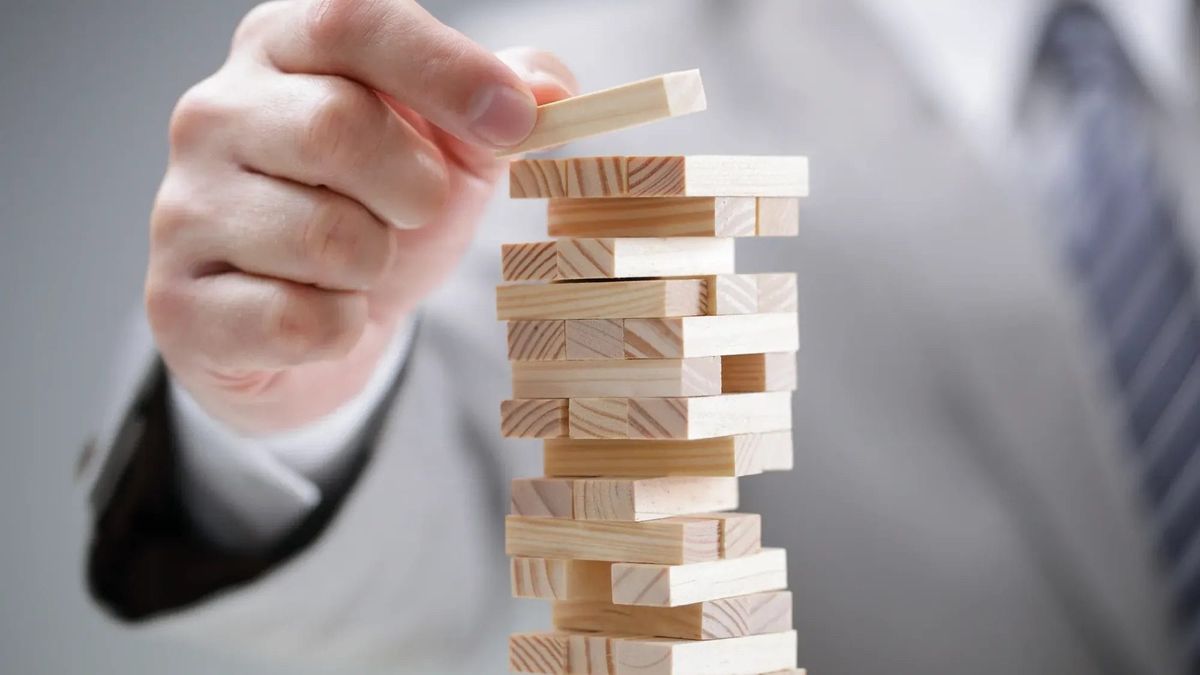 Risk management and strategic optionality