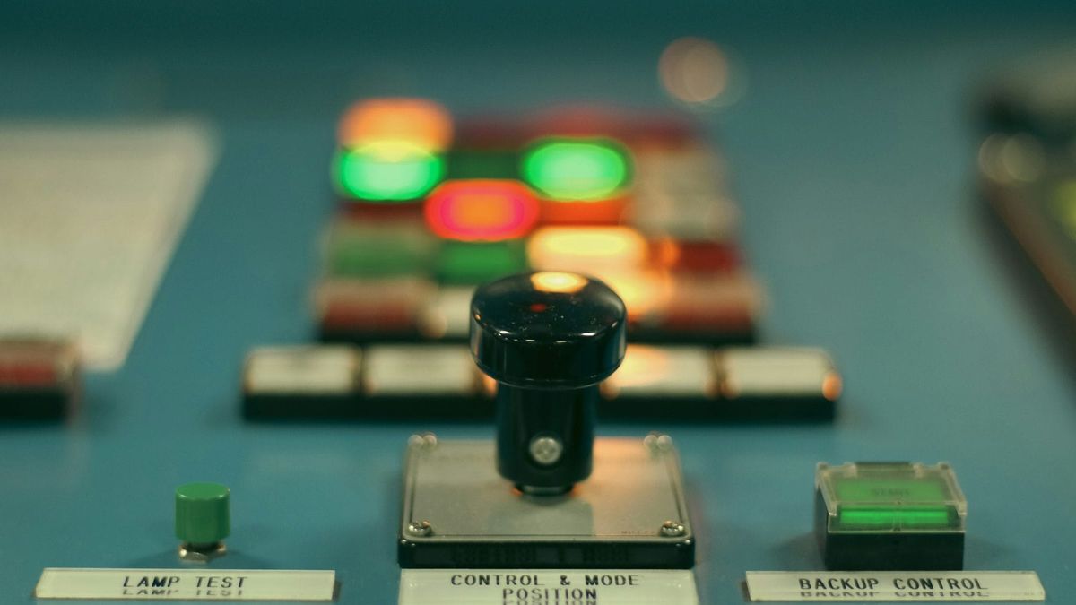 What are change of control clauses in M&A?