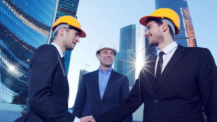 How to structure a sale for valuation and sellers liquidity