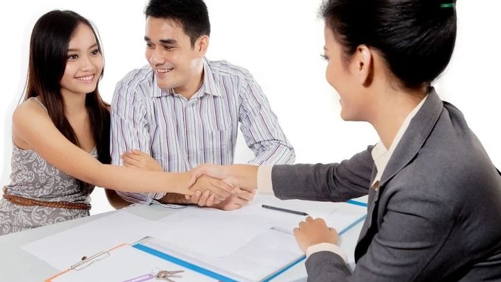 Acquire to accelerate: Fast growth for startups