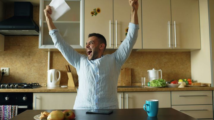 How should you handle a pre-emptive offer to buy?