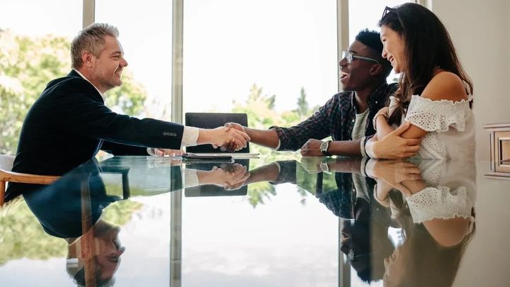 What Canadian business owners should expect when selling in 2026