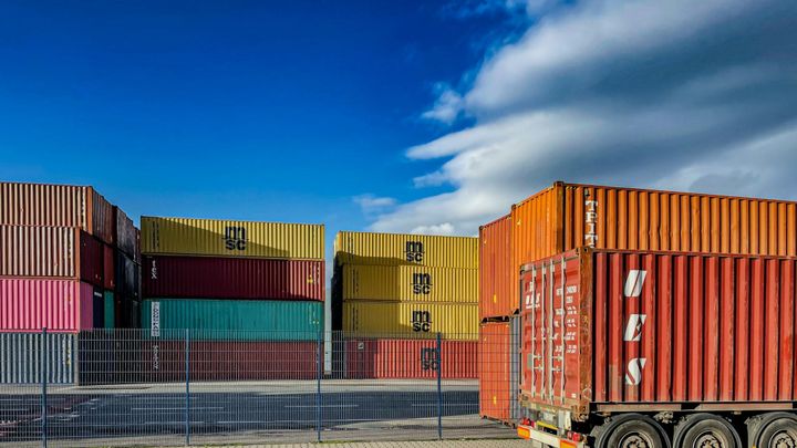 How do you sell a business with supply chain issues?