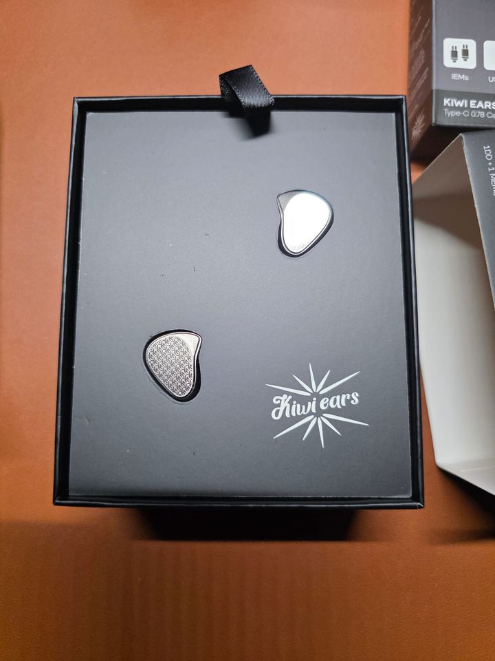 Kiwi Ears Halcyon Wired In-Ear Monitors