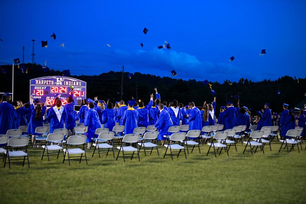 HHS welcomes 133 new graduates to alumni cohort