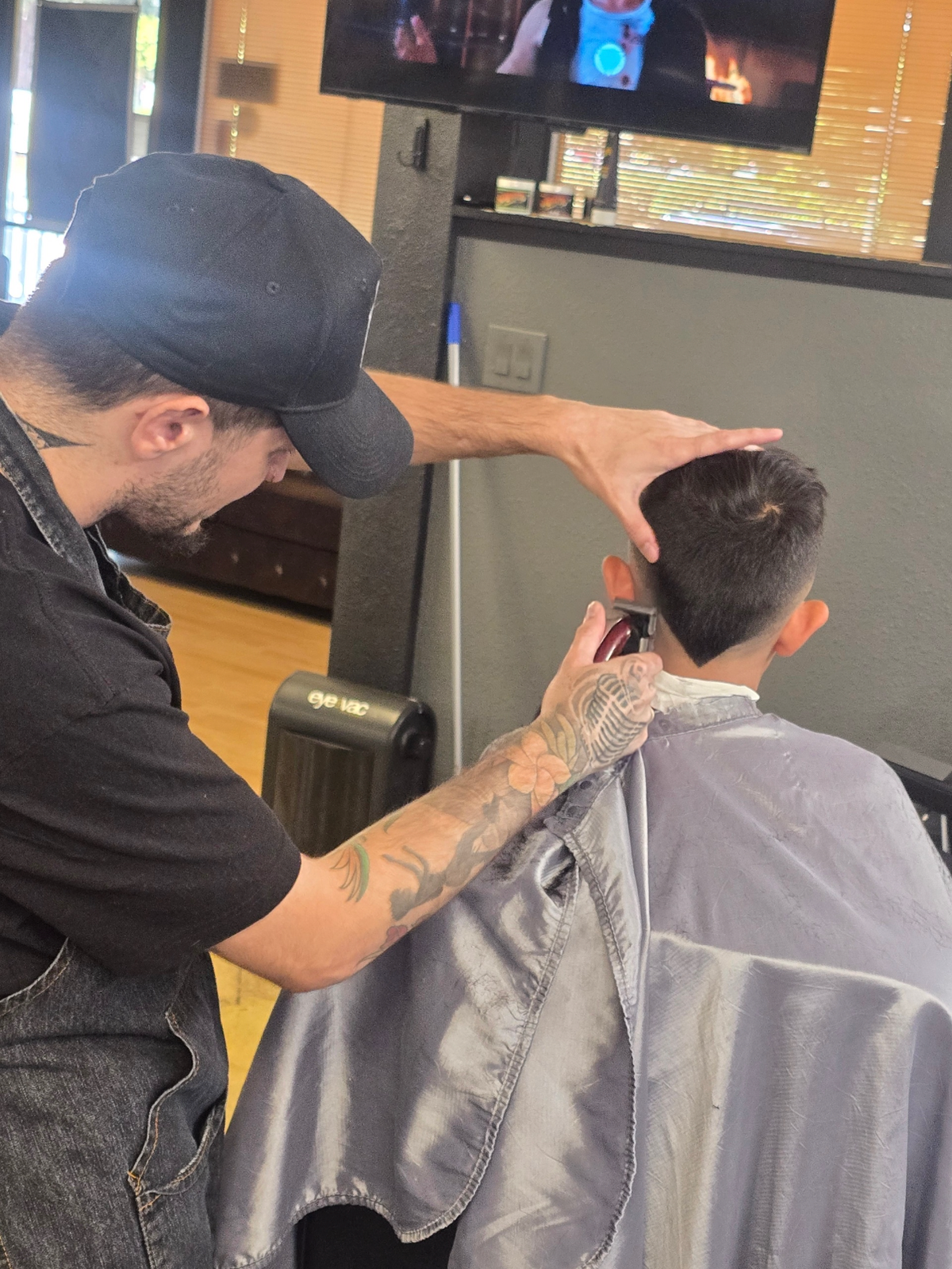 New barber brings West Coast roots, community focus to Kingston Springs