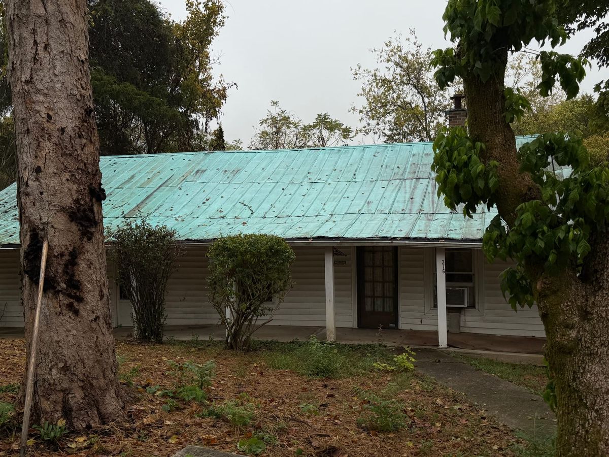 Downtown Kingston Springs home draws bidding war at auction