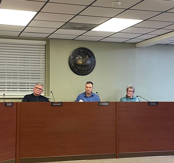 Kingston Springs inducts new mayor after decade